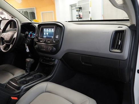 Used 2020 Chevrolet Colorado W/T w/ WT Convenience Package RWD image 34