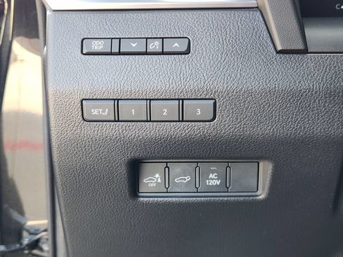 Used 2024 Lexus GX 550 w/ Accessory Package (Z1) AWD/4WD image 21