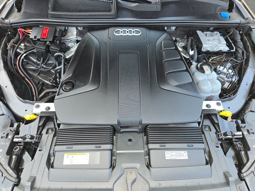 Used 2023 Audi Q7 2.0T Premium Plus w/ Premium Plus Package AWD/4WD image 34