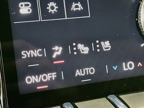 New 2026 GMC Acadia Denali w/ Super Cruise Package FWD image 21