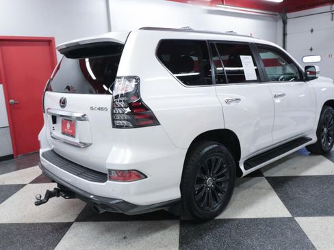 Used 2023 Lexus GX 460 Luxury w/ Sport Design Package image 7