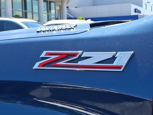 Used 2021 Chevrolet Silverado 1500 RST w/ Z71 Off-Road Package AWD/4WD image 30