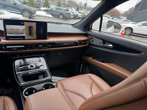 Used 2023 Lincoln Nautilus Reserve image 39