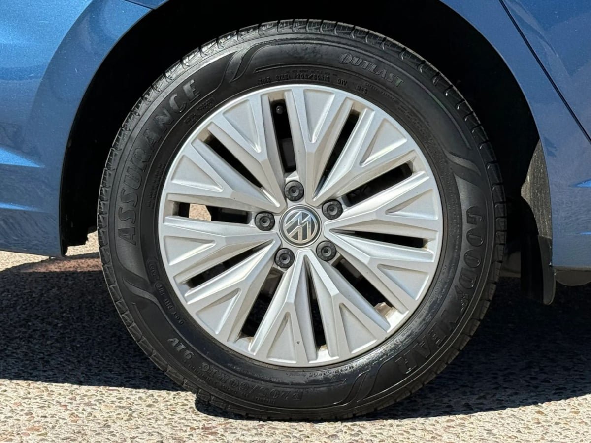 Used 2019 Volkswagen Jetta S w/ Driver Assistance Package FWD image 25
