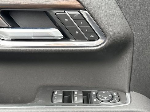 New 2026 GMC Sierra 1500 SLT w/ SLT Premium Plus Package image 19