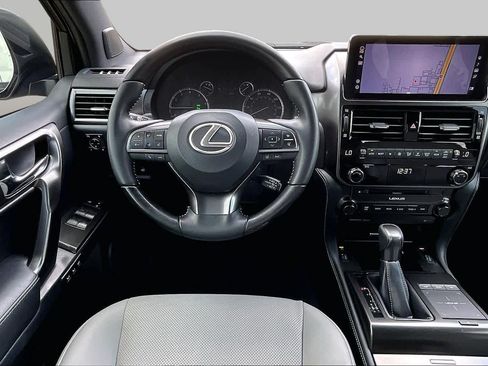 Used 2023 Lexus GX 460 w/ Black Line Special Edition AWD/4WD image 6
