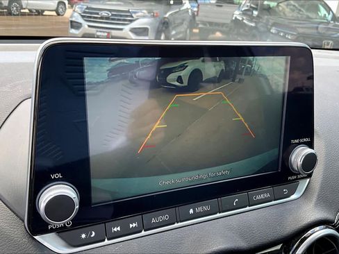 Used 2025 Nissan Sentra SV w/ All-Weather Package image 22