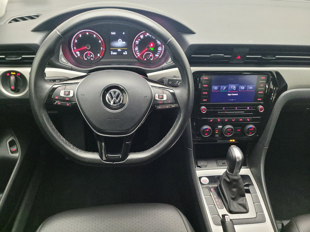 Used 2020 Volkswagen Passat 2.0T SE FWD image 22