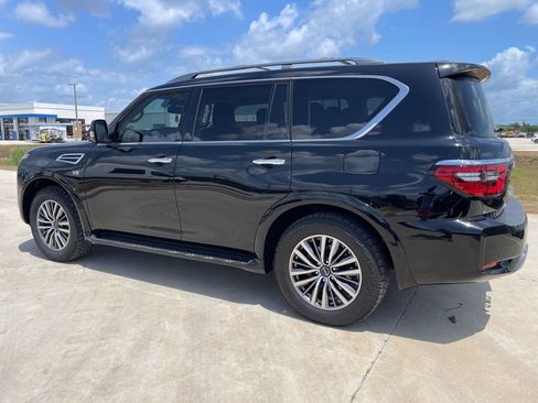 Used 2021 Nissan Armada SL image 7