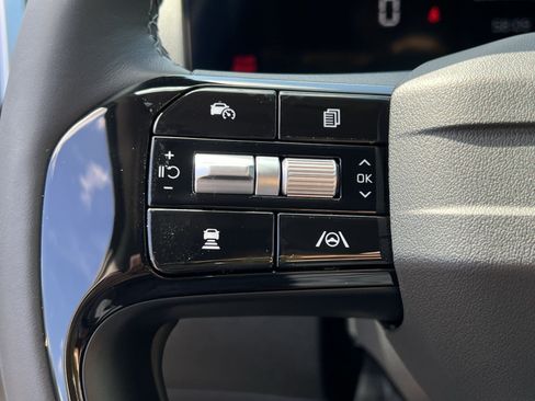 New 2026 Kia Sorento S w/ S Panoramic Sunroof Package FWD image 22