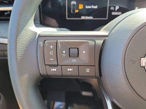New 2026 Nissan Kicks SV w/ Illumination Package FWD image 6