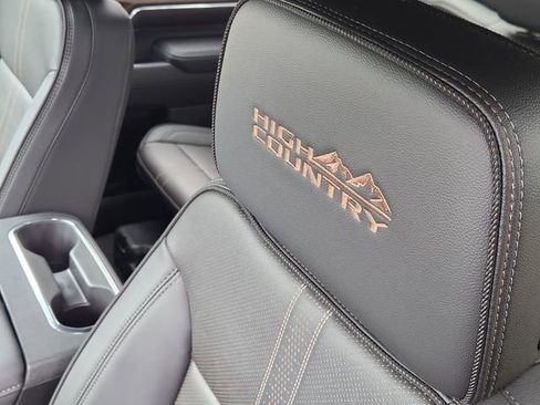 New 2026 Chevrolet Silverado 2500 High Country w/ High Country Premium Package AWD/4WD image 20