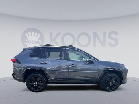 Used 2021 Toyota RAV4 XSE image 8