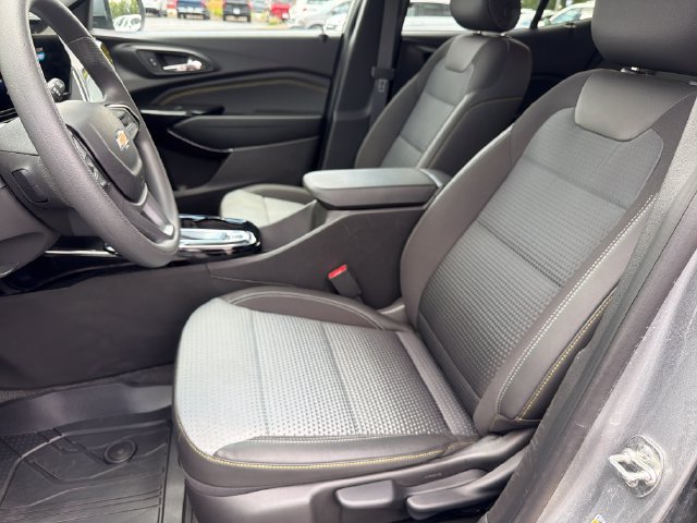 Certified 2026 Chevrolet Trax LT FWD image 12