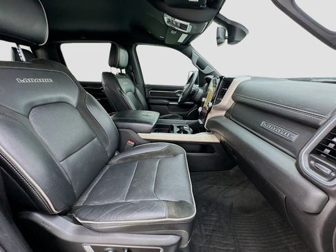Used 2019 RAM 1500 Laramie RWD image 19