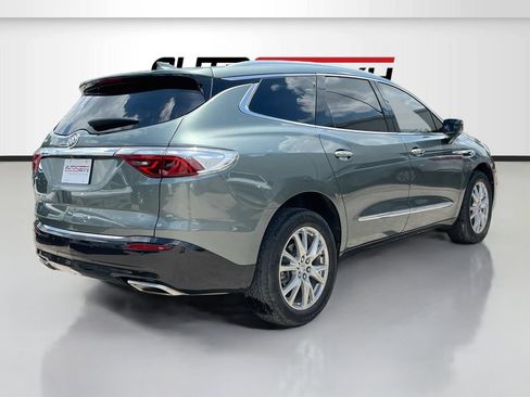 Used 2023 Buick Enclave Essence w/ Experience Buick Package FWD image 7