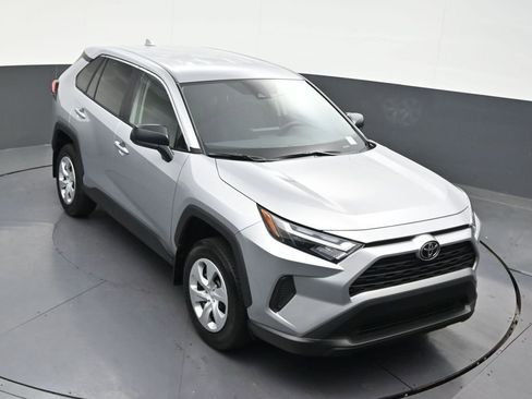 Used 2025 Toyota RAV4 LE FWD image 24