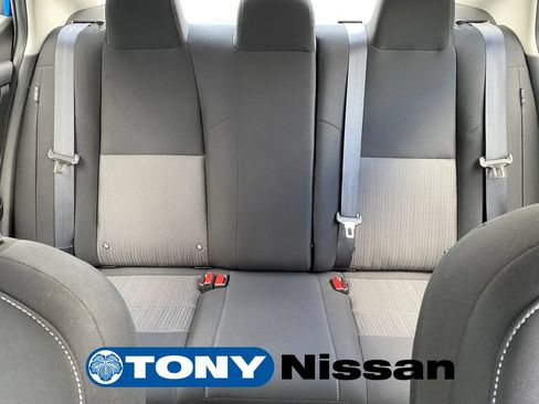 Used 2025 Nissan Sentra SV FWD image 36
