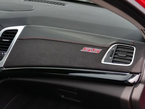 Used 2015 Chevrolet SS RWD image 33