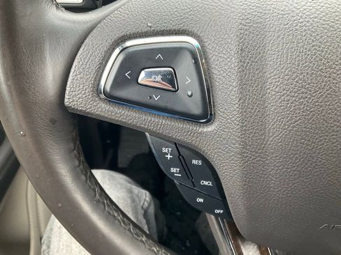 Used 2016 Lincoln MKX Select w/ Select Plus Package AWD/4WD image 7