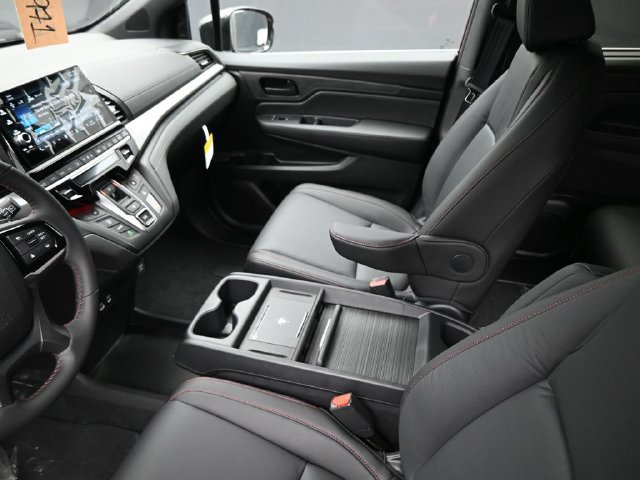 New 2026 Honda Odyssey Sport-L image 16