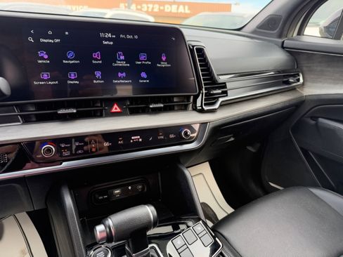 Used 2025 Kia Sportage X-Line w/ Premium Package image 32