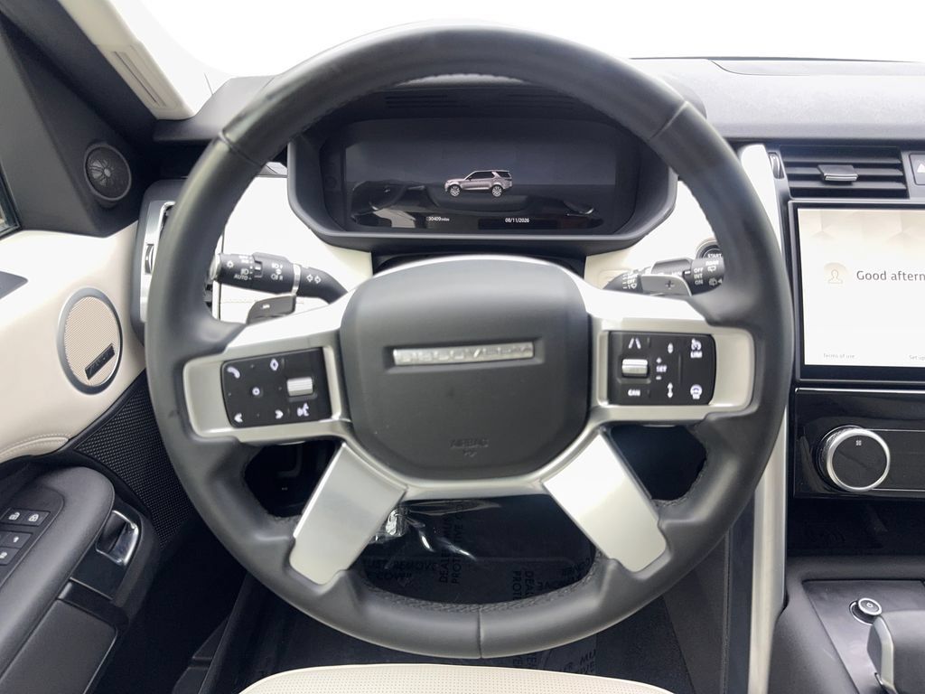 Used 2025 Land Rover Discovery S AWD/4WD image 61