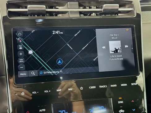 Certified 2024 Hyundai Santa Cruz Limited image 16