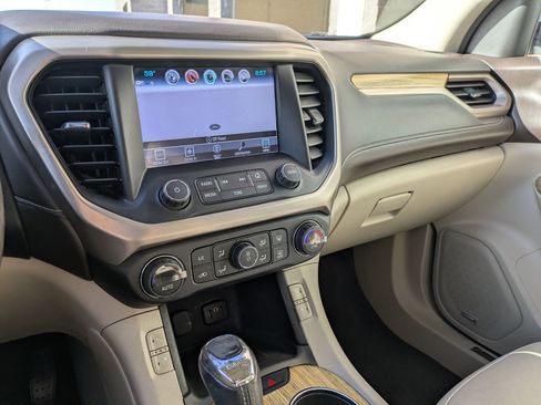 Used 2019 GMC Acadia Denali w/ Technology Package image 16