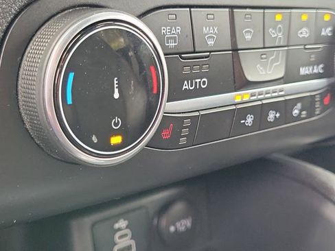 Certified 2024 Ford Escape ST-Line image 10