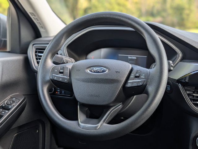 Used 2025 Ford Escape Active FWD image 13