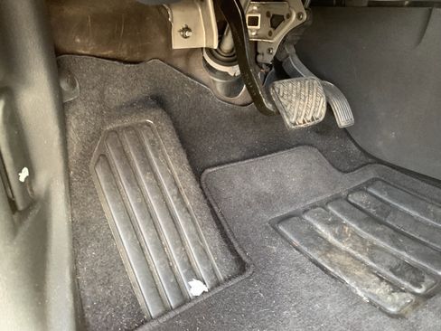 Used 2022 Nissan Pathfinder SL w/ SL Premium Package image 17