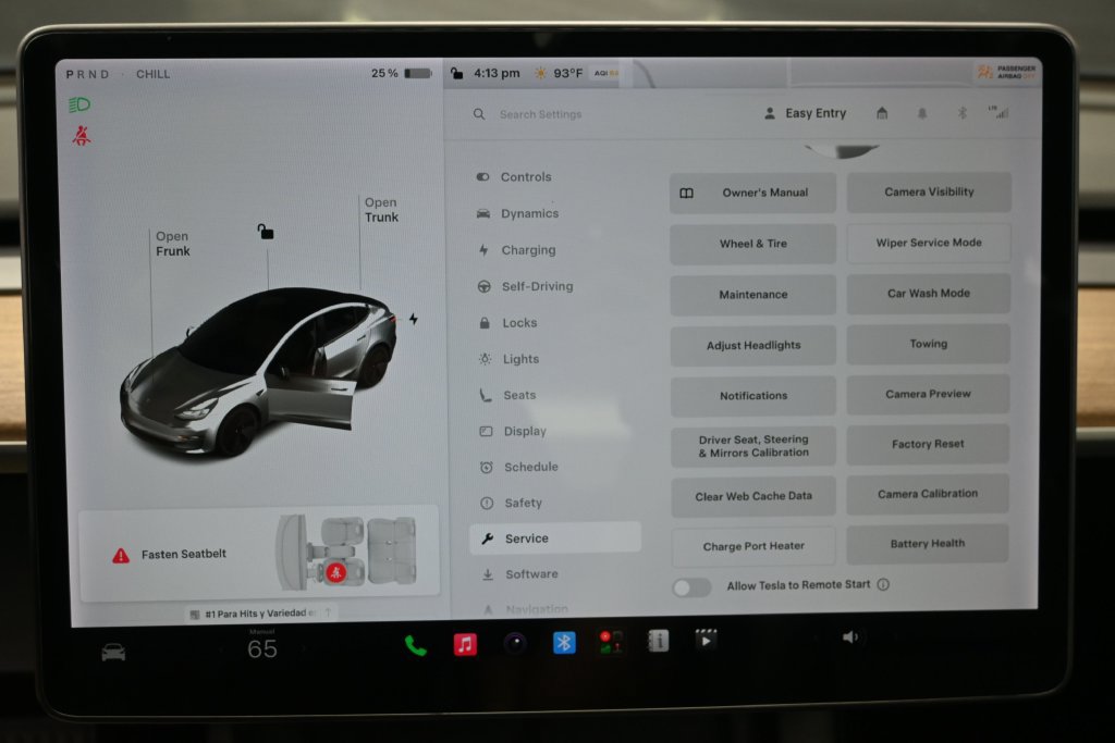 Used 2021 Tesla Model 3 Standard Range Plus RWD image 19