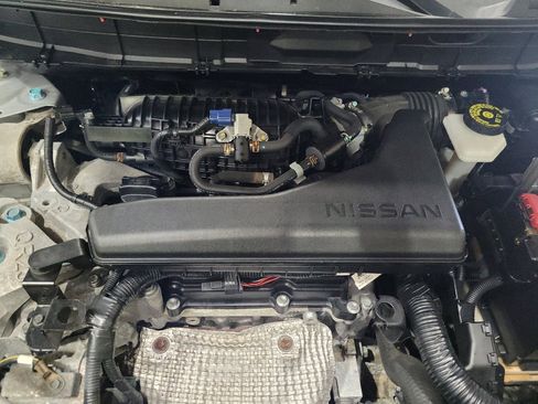 Used 2019 Nissan Rogue S AWD/4WD image 30