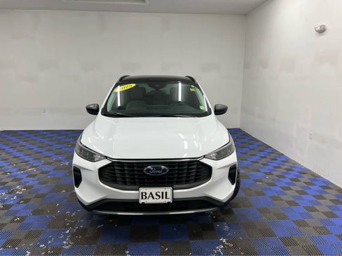 Used 2025 Ford Escape Active w/ Tech Pack #1 image 8