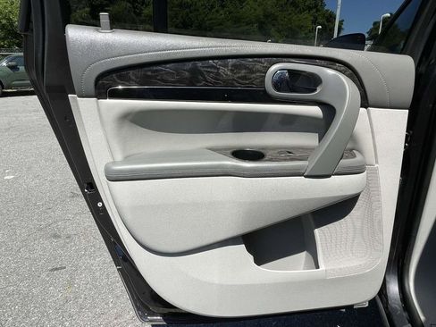 Used 2014 Buick Enclave Convenience FWD image 18
