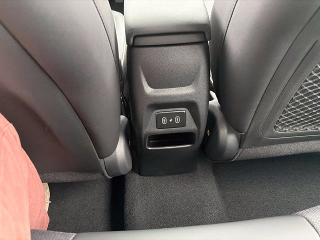 New 2026 Hyundai Venue SEL FWD image 34