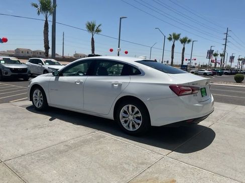 Used 2022 Chevrolet Malibu LT FWD image 5