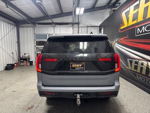 Used 2025 Ford Expedition Tremor AWD/4WD image 15