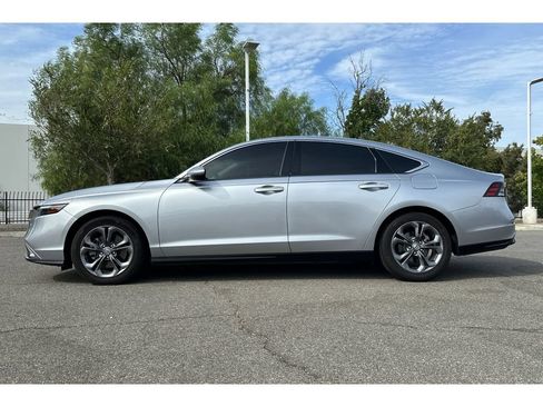Used 2024 Honda Accord EX-L image 2