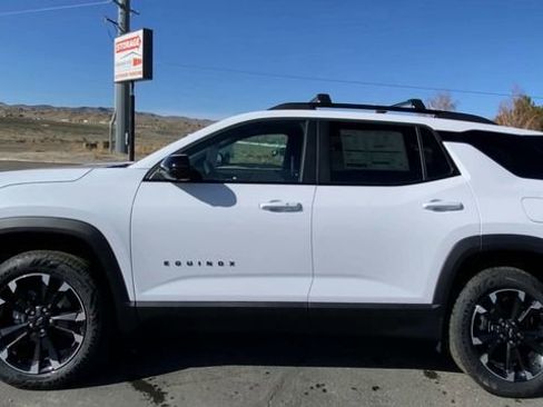 New 2026 Chevrolet Equinox RS w/ Safety and Technology Package AWD/4WD image 5