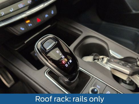 Used 2024 Cadillac XT4 Sport w/ Cold Weather Package image 37