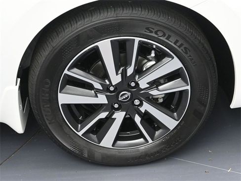 New 2025 Nissan Versa SV w/ Trunk Package image 6