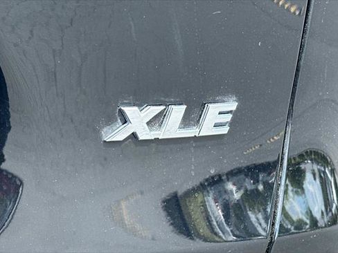 Certified 2022 Toyota RAV4 XLE w/ Convenience Package FWD image 32