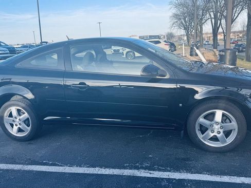 Used 2009 Chevrolet Cobalt LT w/ My Link Package image 2