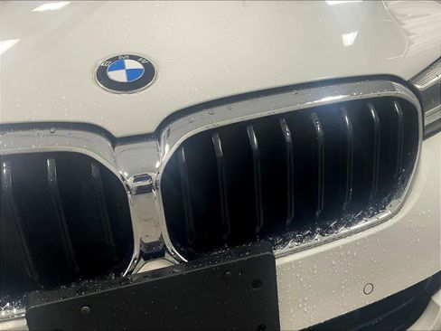 Used 2022 BMW 530i xDrive w/ Premium Package image 30