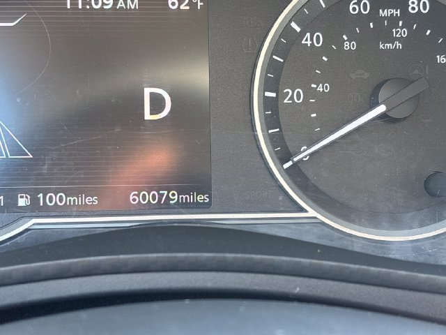 Used 2020 Nissan Versa SV FWD image 24