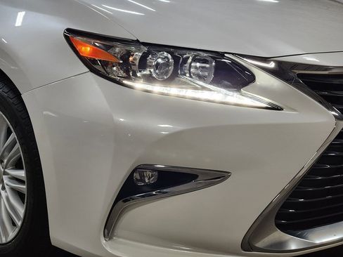Used 2017 Lexus ES 350 image 14