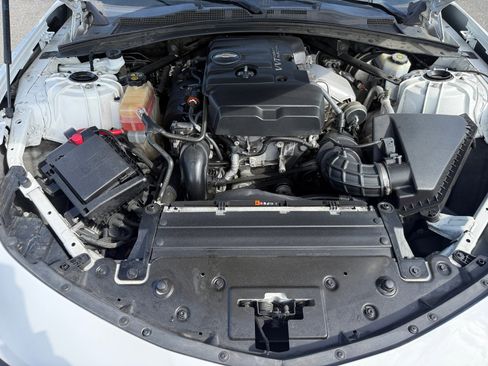 Used 2019 Chevrolet Camaro LT image 20