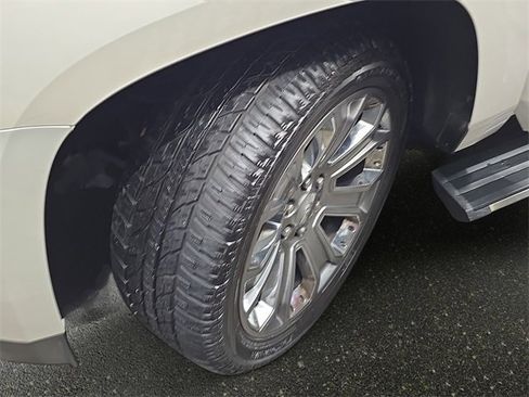 Used 2016 GMC Yukon Denali w/ Open Road Package image 35